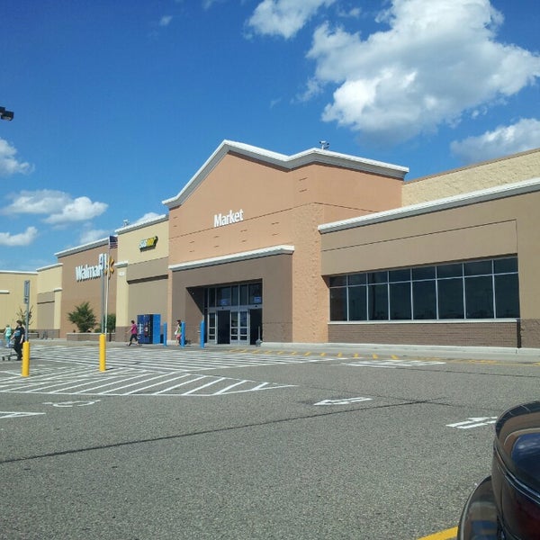 Walmart Supercenter 9320 Cedar St