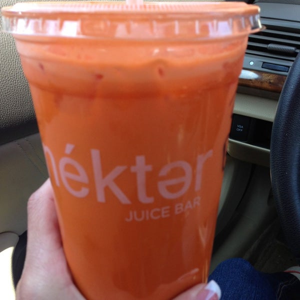 Photo taken at Nekter Juice Bar by Cecilia A. on 8/17/2013