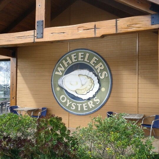 Photo taken at Wheelers Oyster Farm &amp; Seafood Restaurant by Oleg D. on 10/1/2012