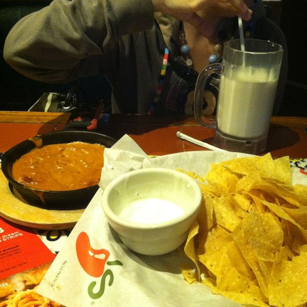 Photo taken at Chili&#39;s Grill &amp; Bar by Christopher S. on 12/19/2012