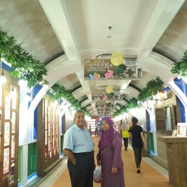 pet shop taman segar Joshua Russell