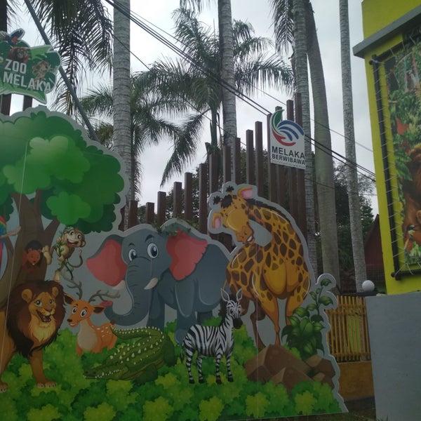 Photo taken at Zoo Melaka by pija on 10/26/2019