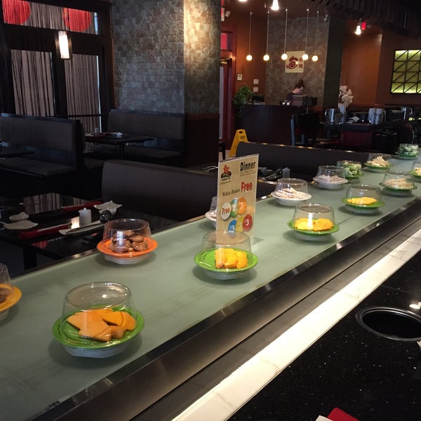 Foto tomada en Akai Ryu Shabu &amp; Sushi Restaurant  por Godere B. el 4/16/2015