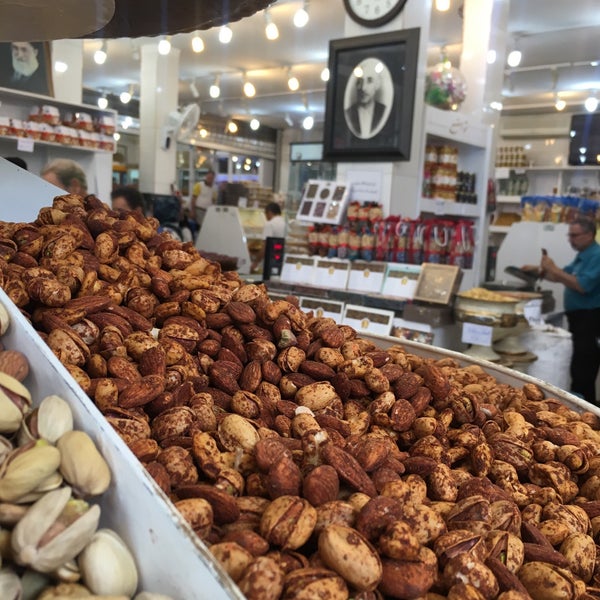 Photos at Tavazo Asl Nuts & Fruits آجیل و خشکبار تواضع اصل Candy