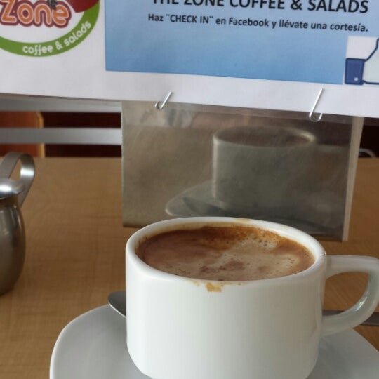 Photo taken at The Zone Coffee &amp; Salads by Jorge A. on 11/14/2013
