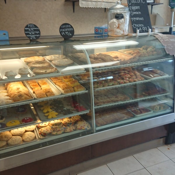 Royal Pastry Shop Lexington Town Center 317 Marrett Rd