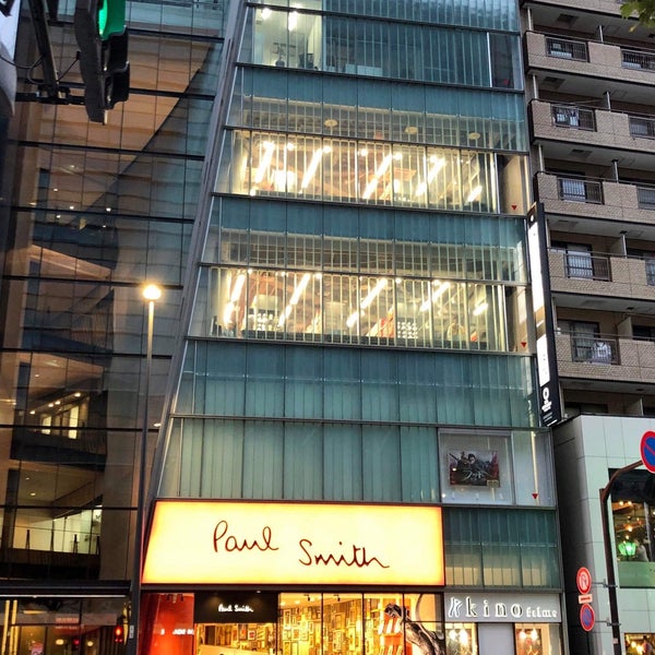 Paul Smith Clothing Store In 六本木