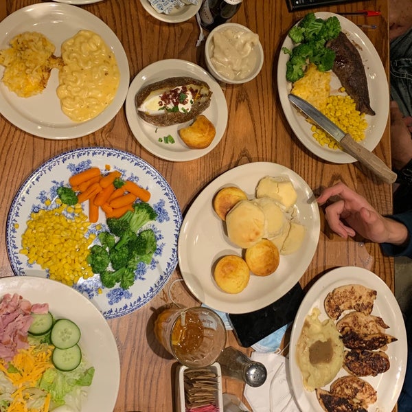 Cracker Barrel Old Country Store American Restaurant in Airport North