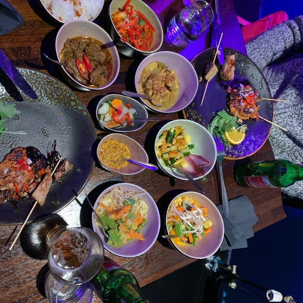 Blue Pepper Asian Restaurant in Helmersbuurt