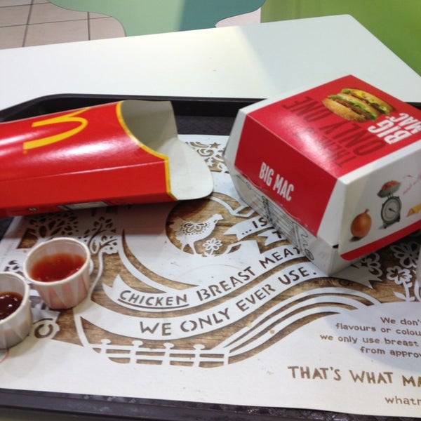 1/29/2013 tarihinde Raphael B.ziyaretçi tarafından McDonald&#39;s'de çekilen fotoğraf