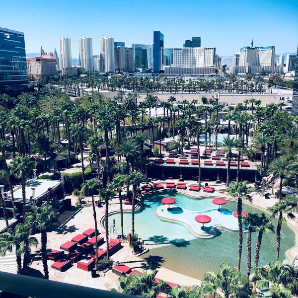 Photo taken at Casino Tower at Hard Rock Hotel &amp; Casino by Inès V. on 9/10/2018