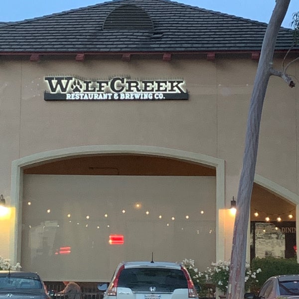 5/17/2019에 JD S.님이 Wolf Creek Restaurant &amp; Brewing Co.에서 찍은 사진
