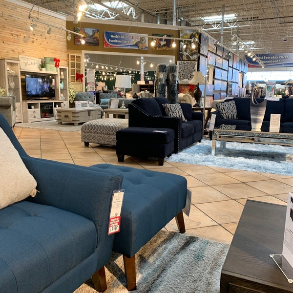 American Furniture Warehouse - 9 tips from 621 visitors