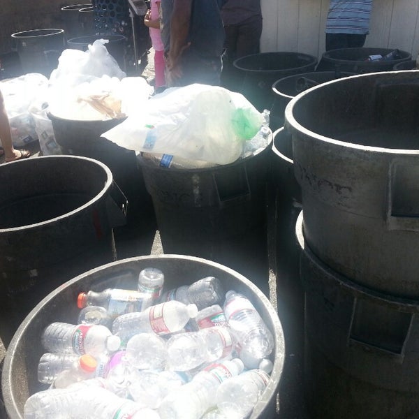 Центр утилизации москва. Центр утилизации новосибирск. Мусороперерабатывающий завод краснодар. Центр утилизации москва. Техноцентр утилизация масла.