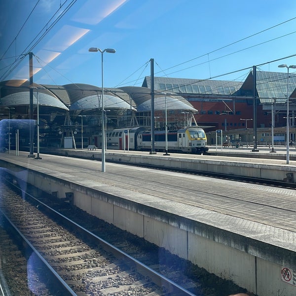 Снимок сделан в Station Leuven пользователем Thomas vd M. 6/25/2023