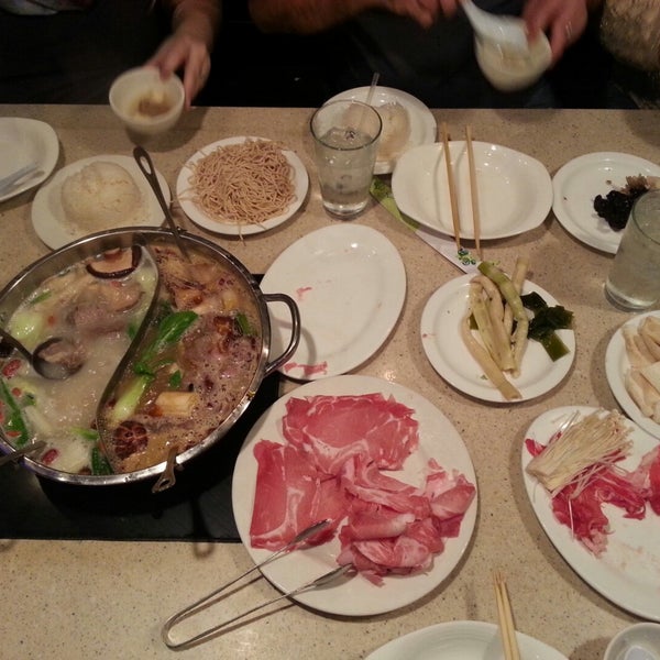 Photo taken at Happy Lamb Hot Pot, Houston Westheimer 快乐小羊 by Jared on 1/3/2015
