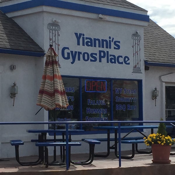 Yianni's Gyros Place 12 tips