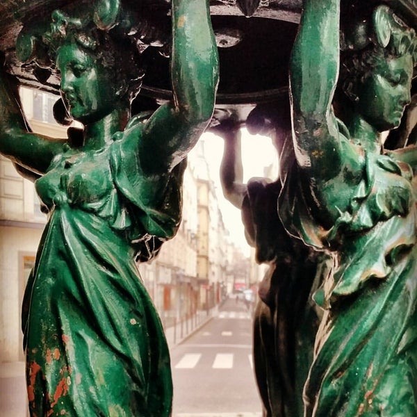 Rue Notre Dame de Nazareth Road in Paris