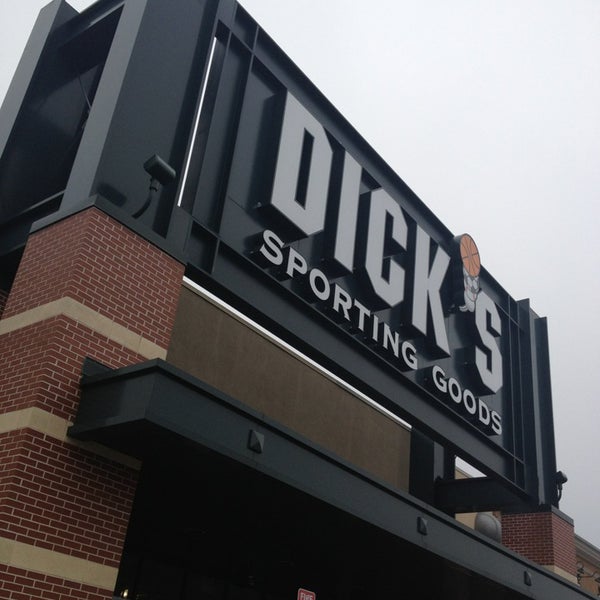 DICK'S Sporting Goods Sporting Goods Shop