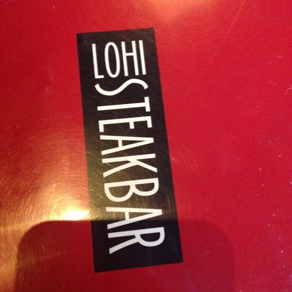 Photo prise au LoHi SteakBar par Holly B. le7/4/2013