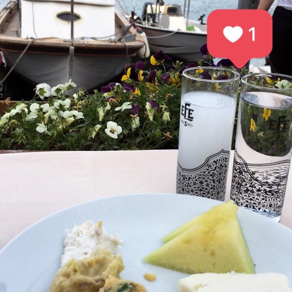 5/13/2017 tarihinde İpek T.ziyaretçi tarafından Çardak Restaurant'de çekilen fotoğraf