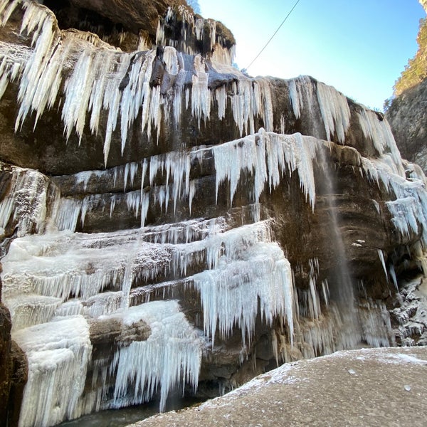 Чегемские водопады кабардино-балкария. Чегемское ущелье кабардино балкария. Малый чегемский водопад. В группу чегемских водопадов егэ. Нальчик чегемские водопады.