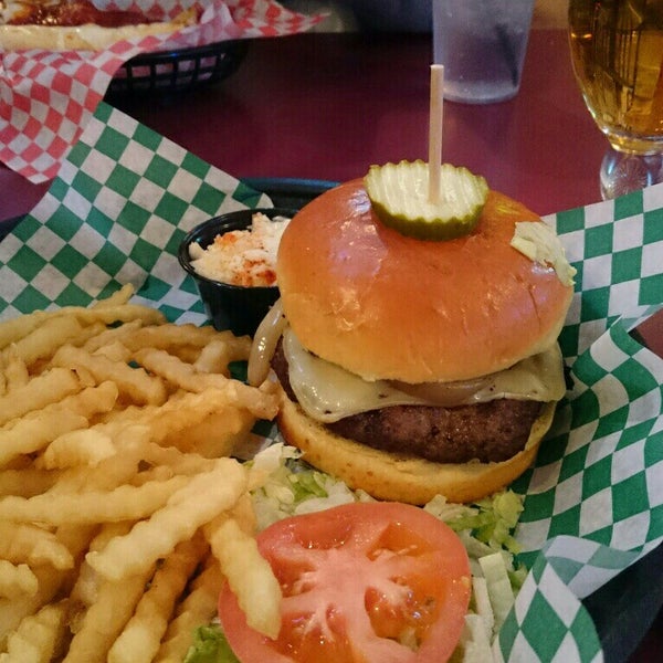 Photos at Coach's Corner 31 tips