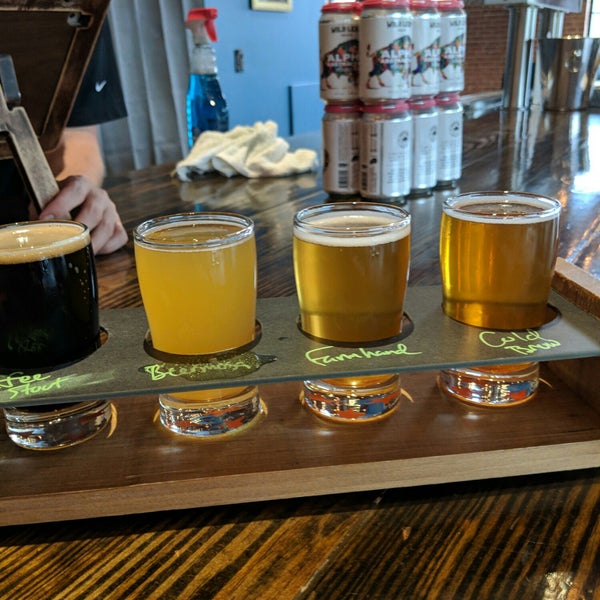 Photo taken at Wild Leap Brew Co. by Dave V. on 5/22/2018