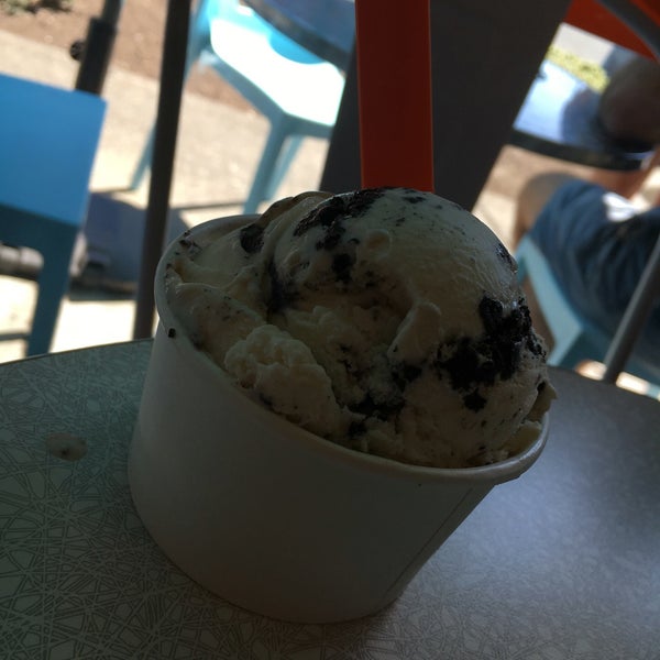 Photo taken at Cloud City Ice Cream by Shelby S. on 7/30/2016