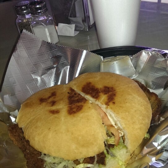 100 Juice Bar and Grill Juice Bar in El Paso