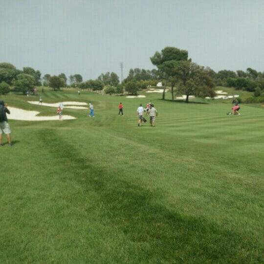 Foto tirada no(a) Real Club de Golf El Prat por David S. em 5/14/2015