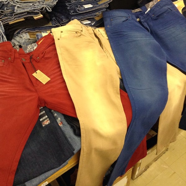 Sargent Blue Jeans Sargent Park 1136 Sargent Ave.