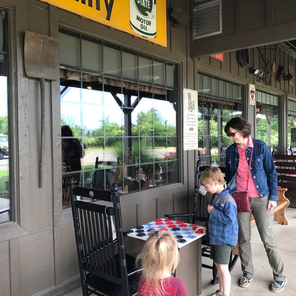 Cracker Barrel Old Country Store Belleville'de Amerikan Restoranı'da fotoğraflar