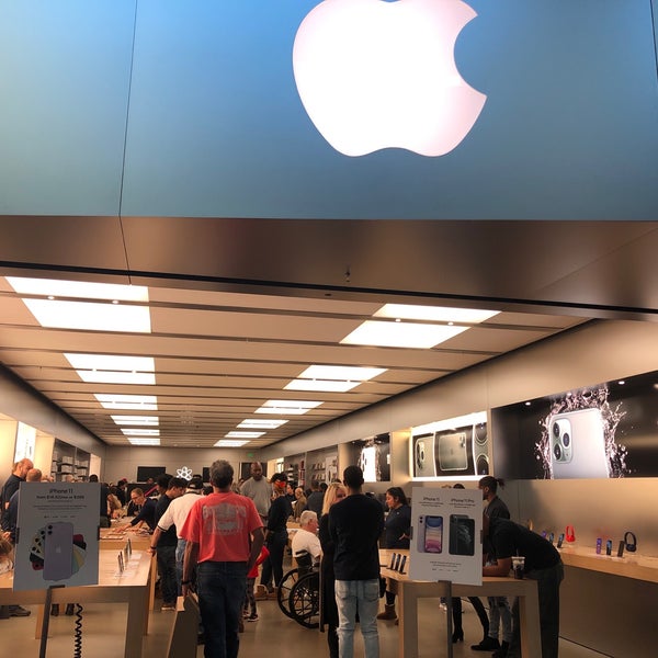 Mall of Georgia - Apple Store - Apple