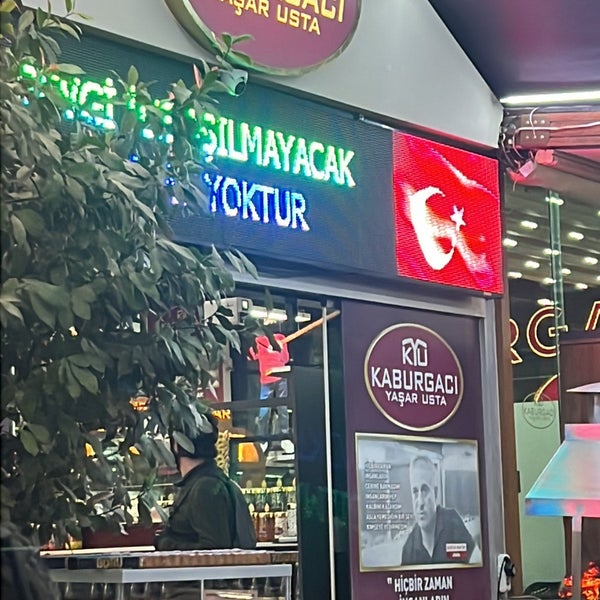 Снимок сделан в Kaburgacı Yaşar Usta пользователем Abdo A. 12/4/2023