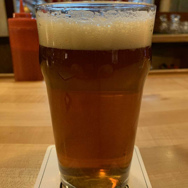 Foto scattata a Outer Banks Brewing Station da Beer S. il 12/24/2021