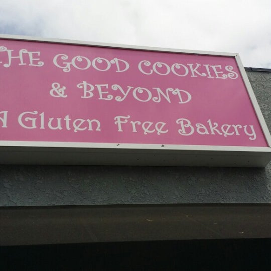 Снимок сделан в The Good Cookies &amp; Beyond пользователем Jennifer P. 7/16/2014