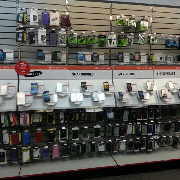 RadioShack (Now Closed) 3349 Monroe Ave