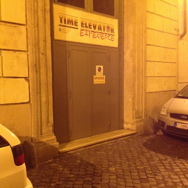 Time Elevator Roma Movie Theater in Trevi