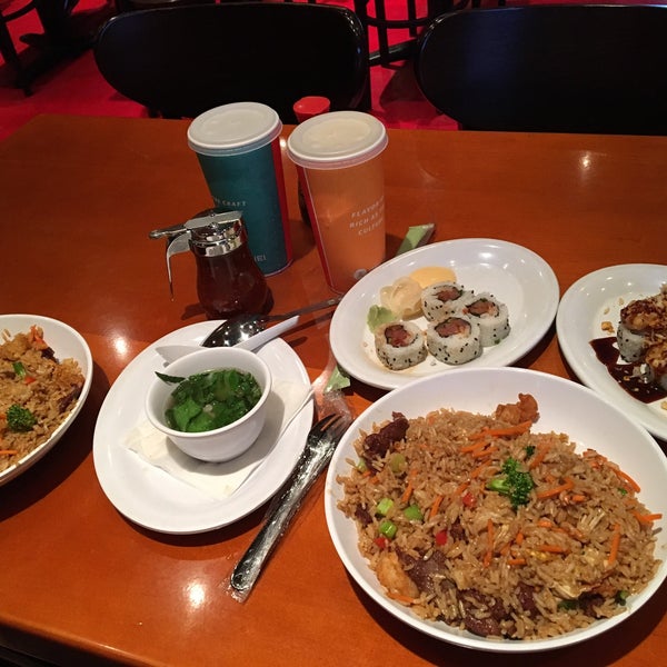 Photo taken at Pei Wei by Bash D. on 5/9/2017