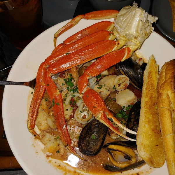 Photos at Pearl Tavern - Seafood Restaurant in Lees Summit