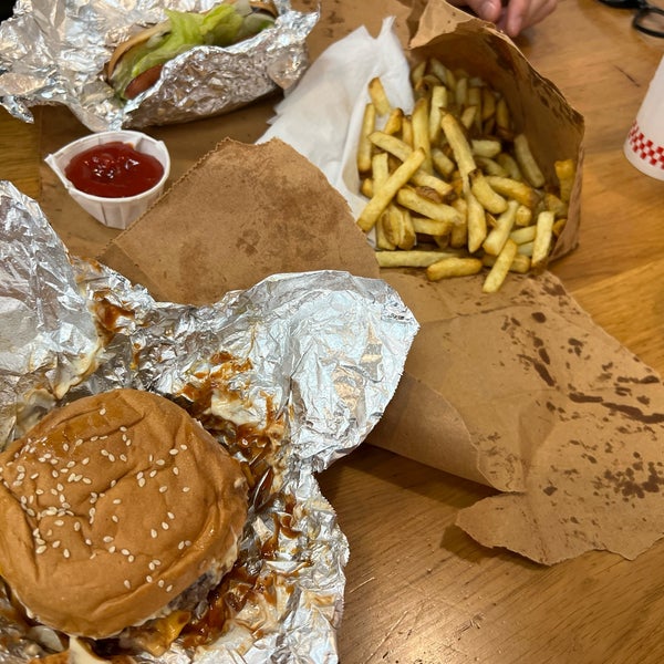 Photo taken at Five Guys by Buala C. on 3/19/2023