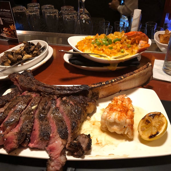 Fleming's Prime Steakhouse & Wine Bar Steakhouse in Baton Rouge