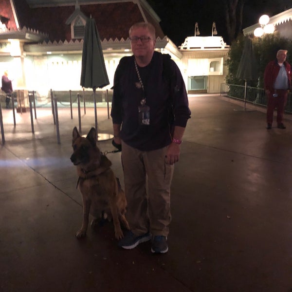 Disneyland Kennel Club The Anaheim Resort Anaheim, CA