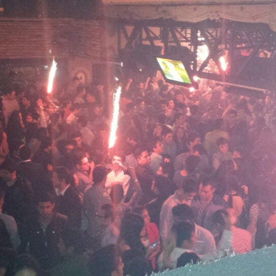 Foto tirada no(a) D Club por Irving S. em 1/18/2014