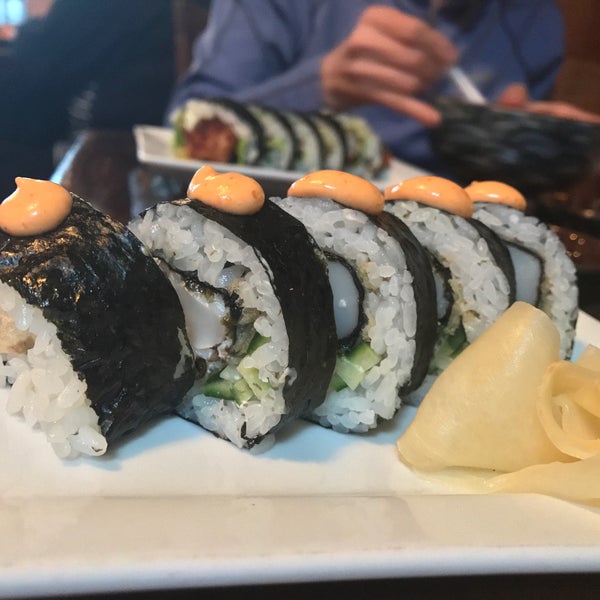 Снимок сделан в The Cultured Pearl Restaurant &amp; Sushi Bar пользователем Noel 4/21/2017