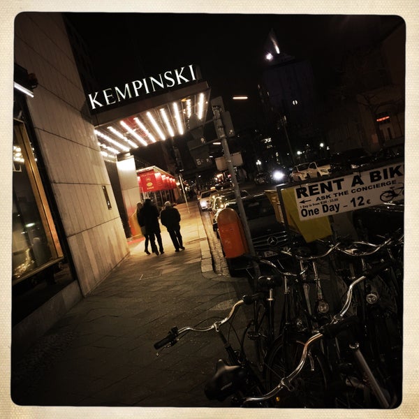 3/15/2016にAndreas K.がKempinski Hotel Bristolで撮った写真