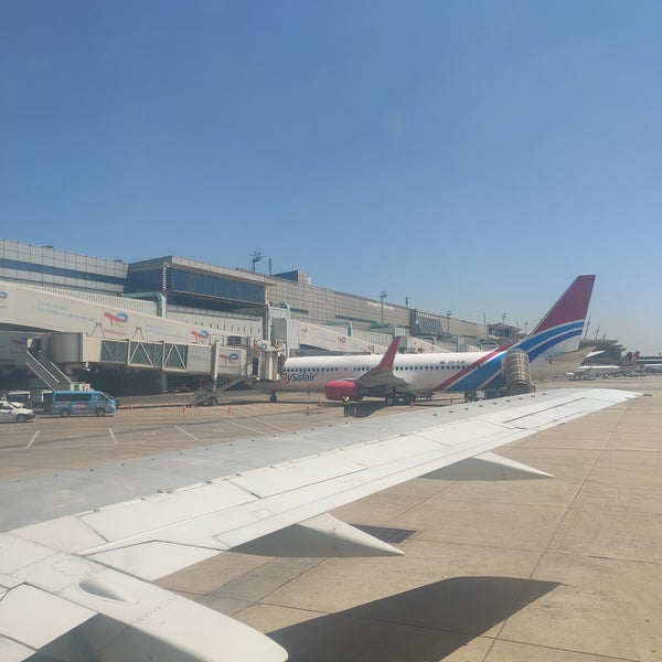 Photo taken at O. R. Tambo International Airport (JNB) by petaqui A. on 10/26/2023
