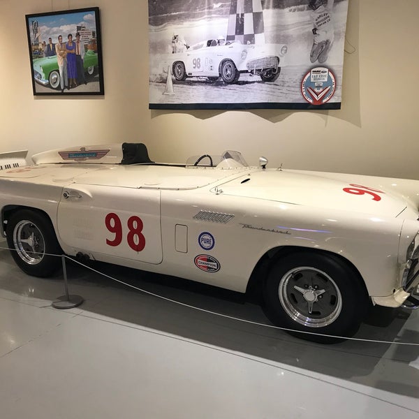 8/5/2018 tarihinde Jerryziyaretçi tarafından The Antique Automobile Club of America Museum'de çekilen fotoğraf