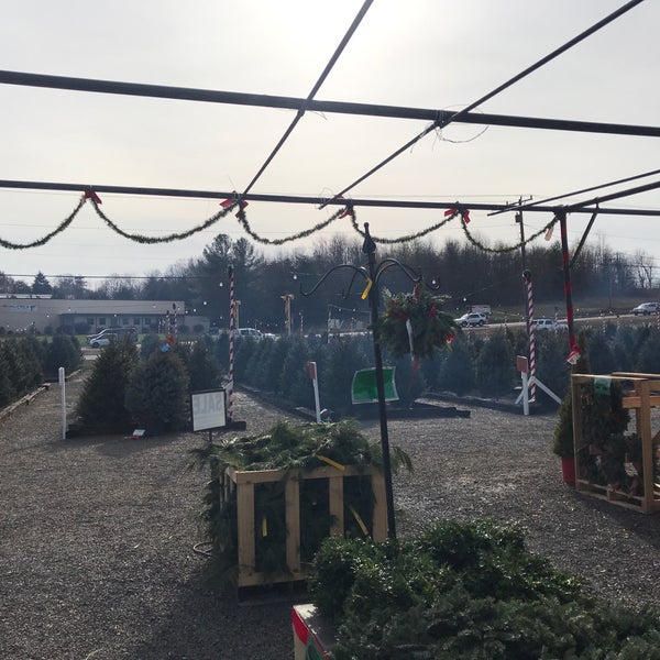Meadows Farms Nurseries & Landscaping Garden Center in Warrenton